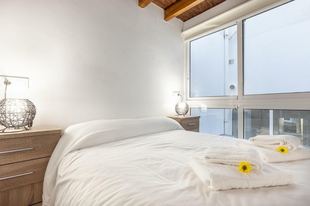 Pasaje Amores Iz. - Tranquilidad Y Vida Cultural En Centro Sevilla 4Px 外观 照片