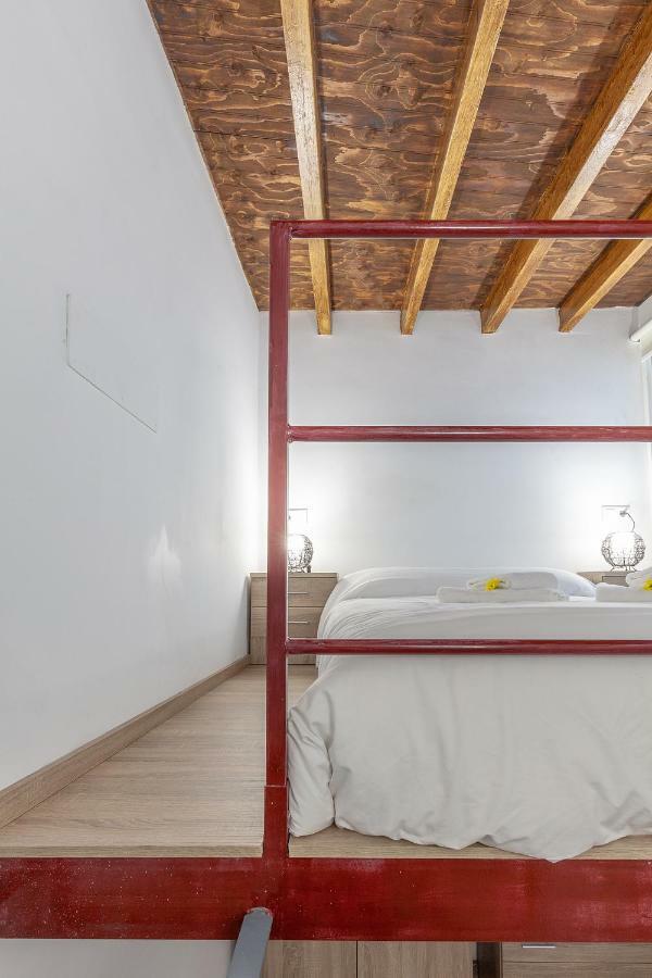 Pasaje Amores Iz. - Tranquilidad Y Vida Cultural En Centro Sevilla 4Px 外观 照片